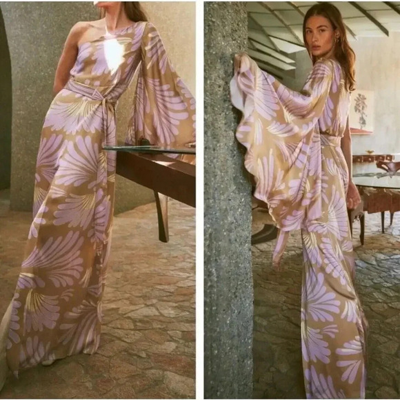 Alexis LIO Floral Serenity Asymmetric Hem One Shoulder Fitted Maxi Dress…